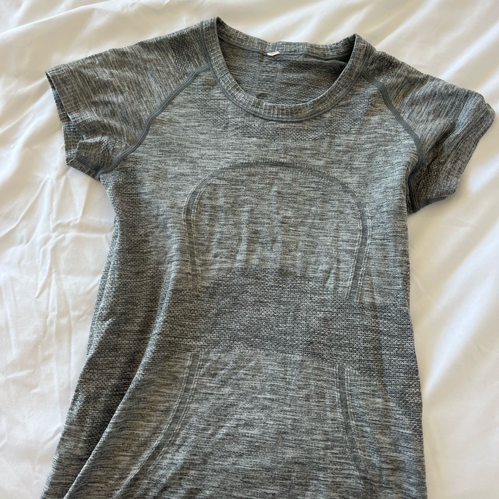 Swiftly Tech Short sleeve